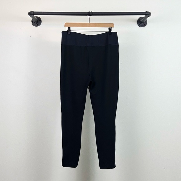 Cabi Tuxedo Side Stripe Zipper Pocket Leggings - Picture 6 of 6